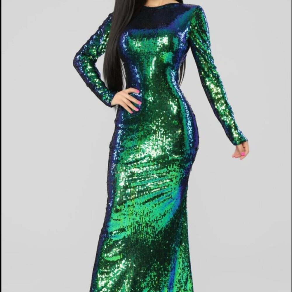 Fashion Nova Gown Dress‎ Womens XS Green Blue Sequin Long Sleeve Date Night